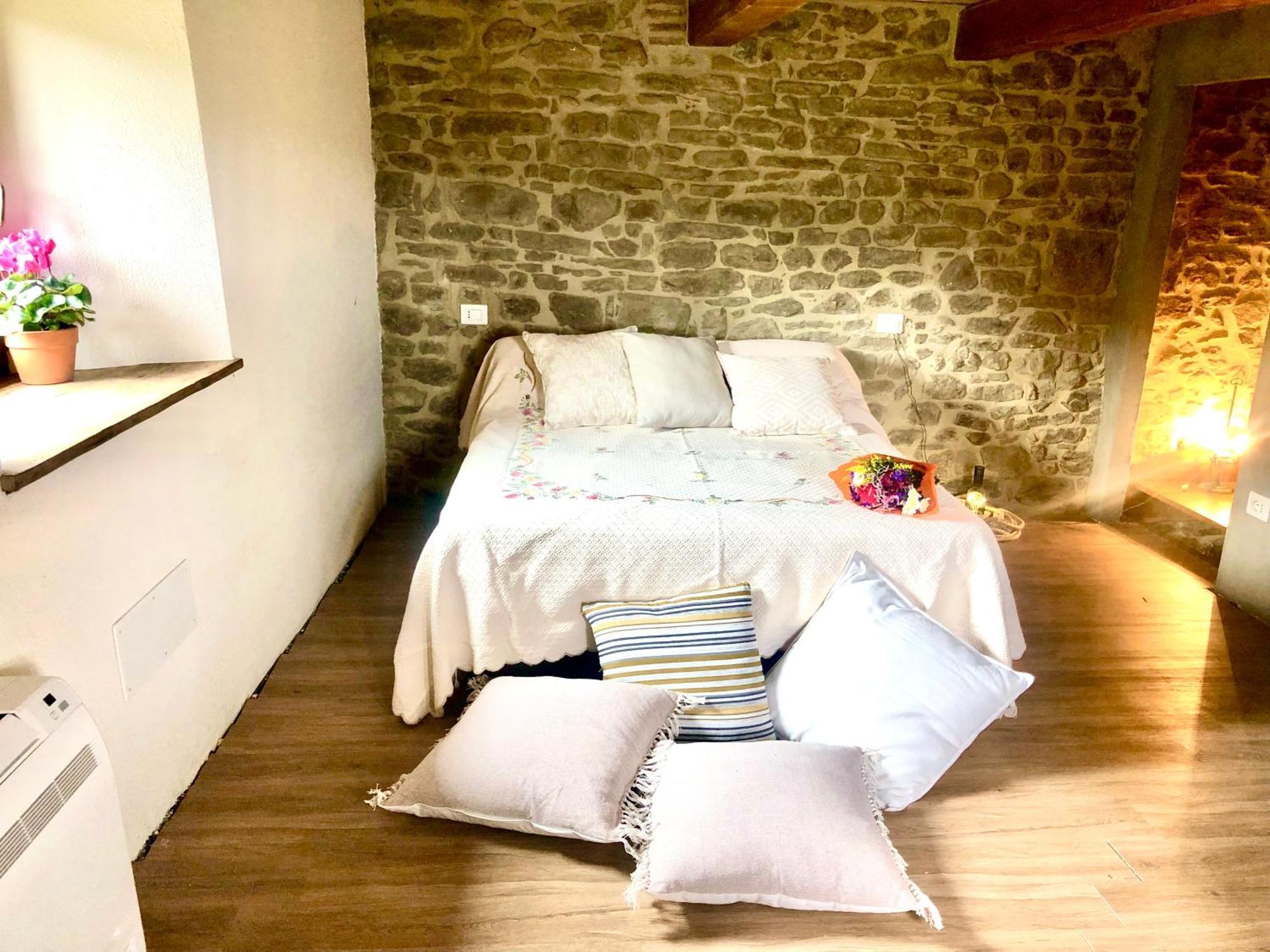 Bio Agriturismo Alba Etrusca Di Cortona - Organic Farmhouse- Appartamento Lavanda-Appartamento Rosmarino - Vasca Idromassaggio Esterna Poggioni 外观 照片